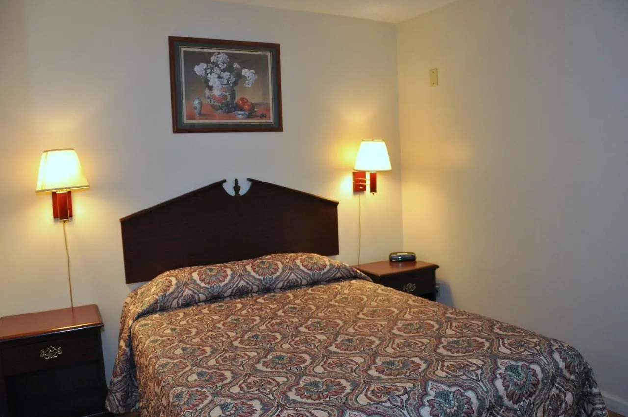 Otel Merrimac Inn & Suites Williamsburg ABD