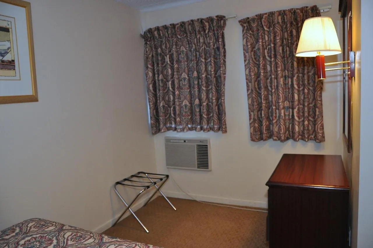 Otel Merrimac Inn & Suites Williamsburg
