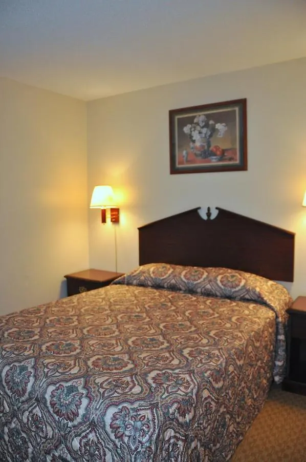 Otel Merrimac Inn & Suites Williamsburg ABD